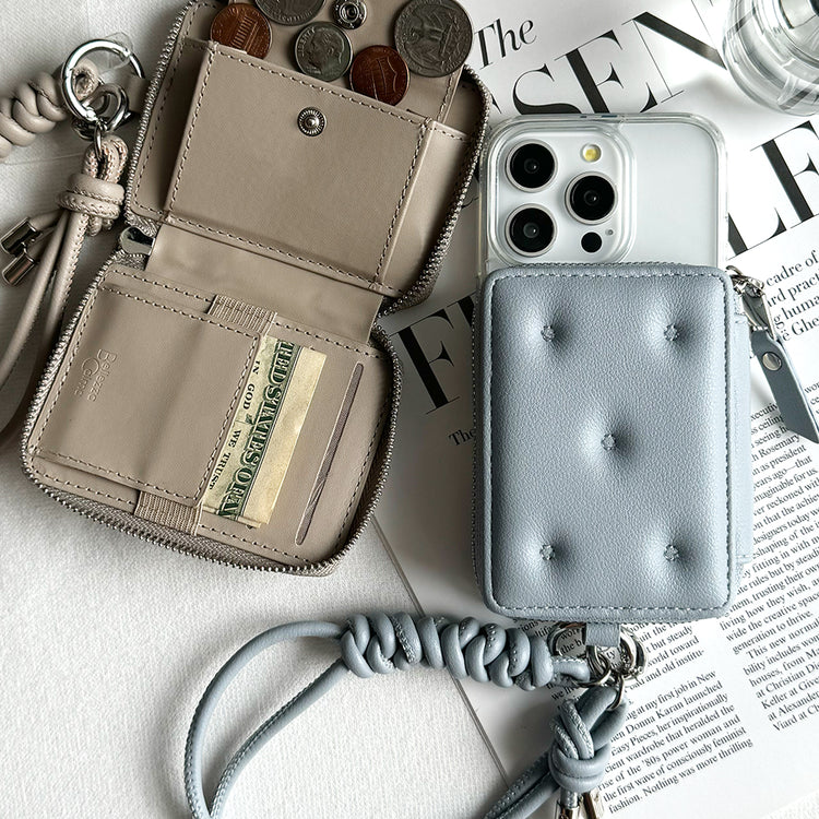 【MagSafe アクセサリー】Mag Coin Case with Hand Strap(pale blue)